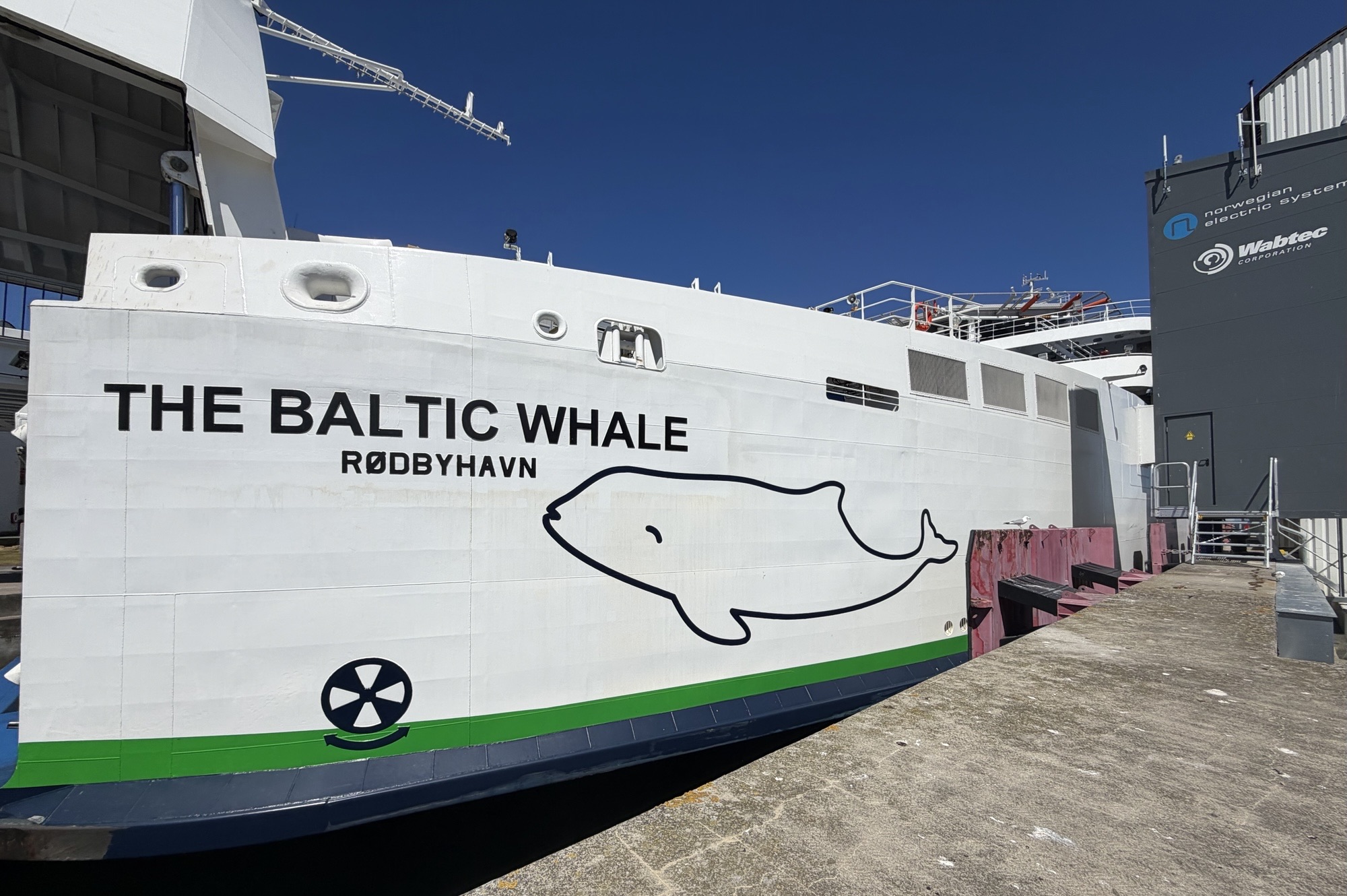 Scandlines: Landstromanschluss in Puttgarden geht in Betrieb